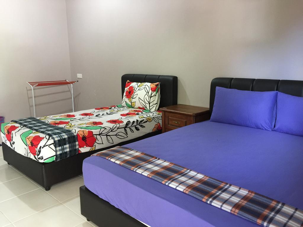 Harmony Guesthouse Sdn Bhd Padang Mat Sirat Екстер'єр фото