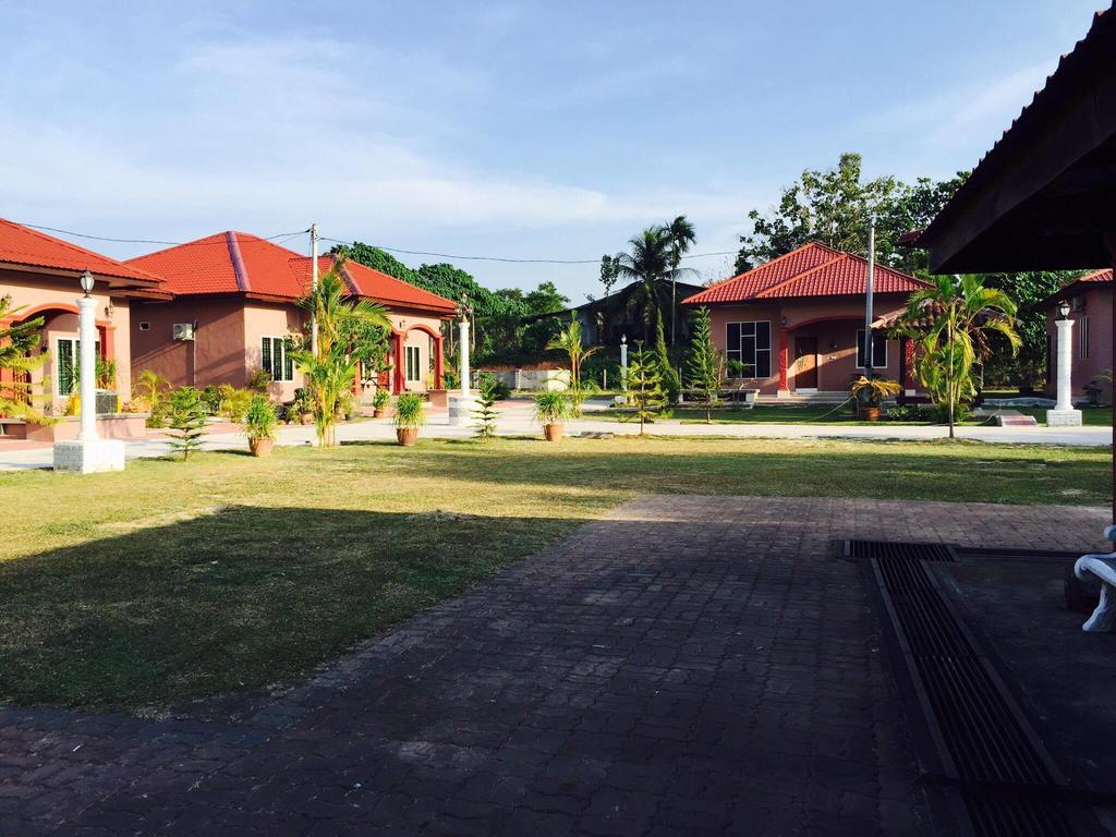 Harmony Guesthouse Sdn Bhd Padang Mat Sirat Екстер'єр фото